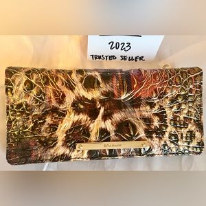 🐾Like New! Brahmin Ady Slim Wallet in Tartan Melbourne Leather🐾